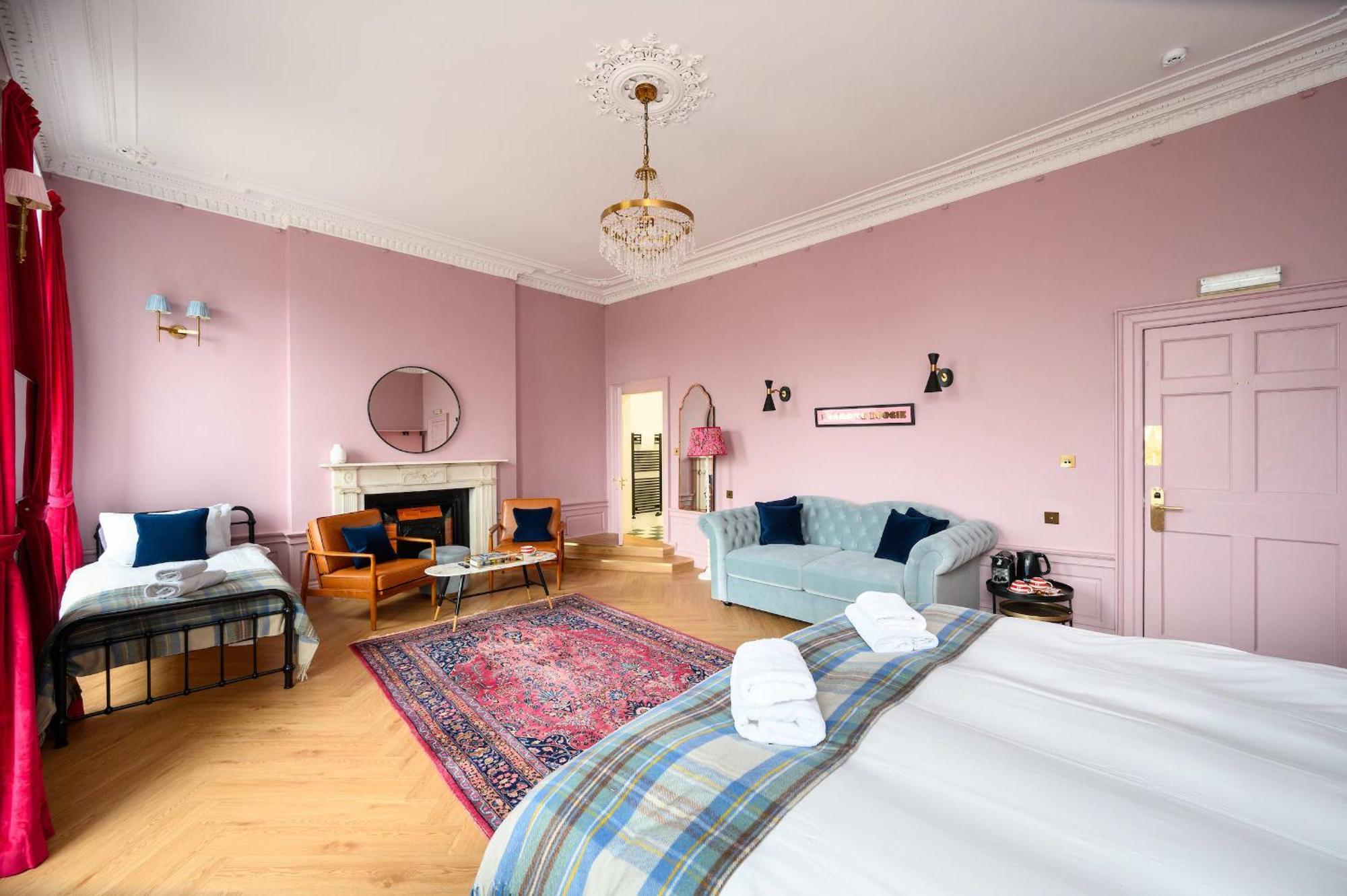 Queen Charlotte Guesthouse EDI Exteriér fotografie