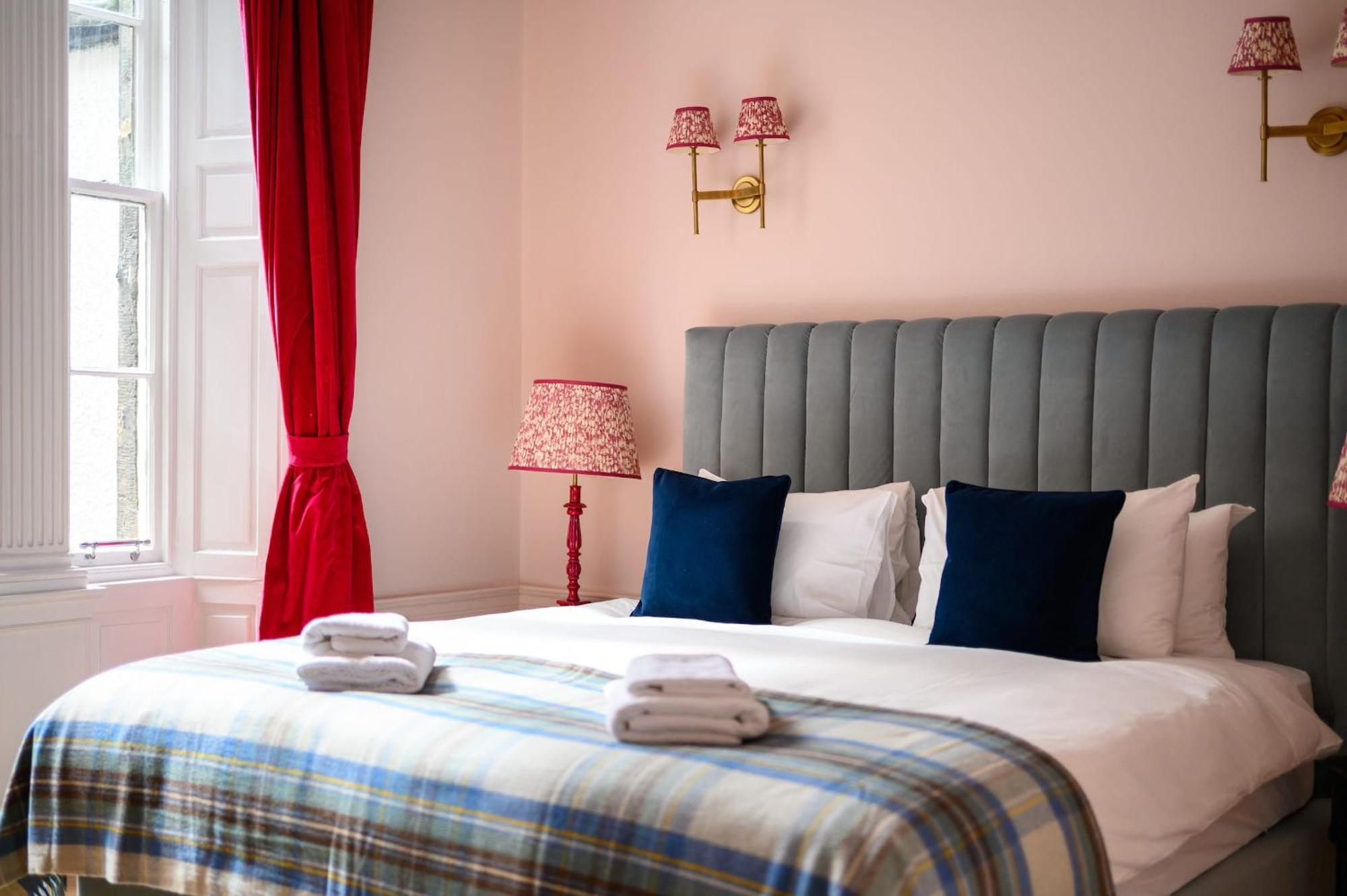Queen Charlotte Guesthouse EDI Exteriér fotografie